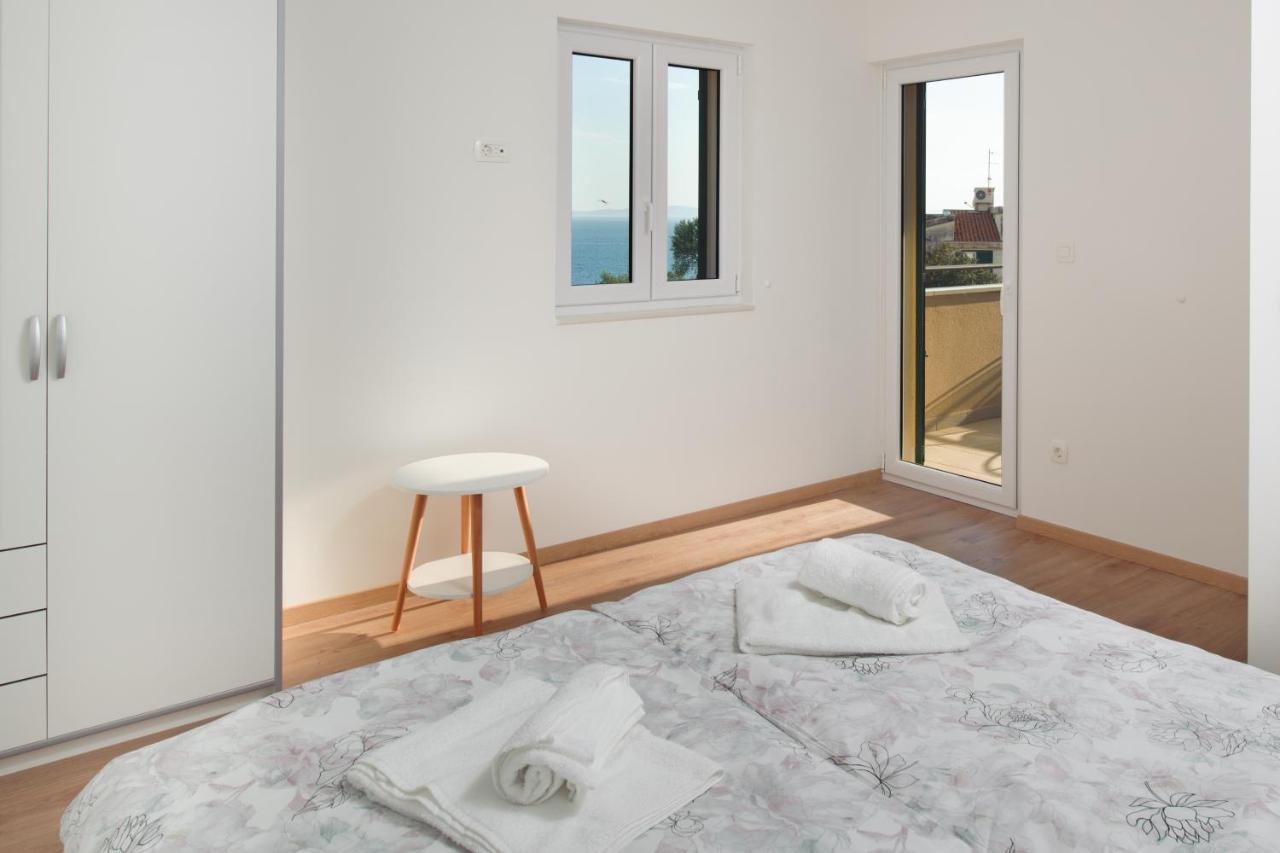 Nera Lux Apartment Podstrana Bagian luar foto